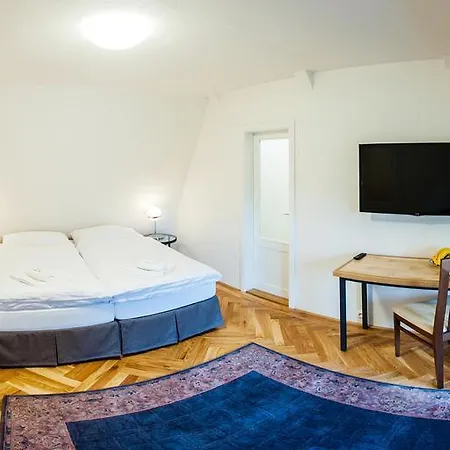 Olga Hotel 3*