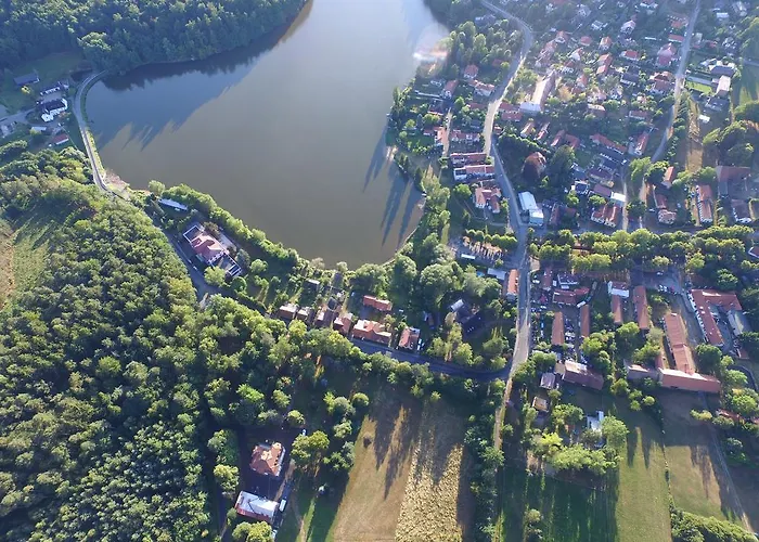 Olga فندق Jevany